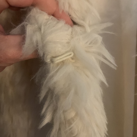 Womens Plus Faux Fur Sheepskin Soft Vest Ofd White 2X Maurice’s - Picture 8 of 10